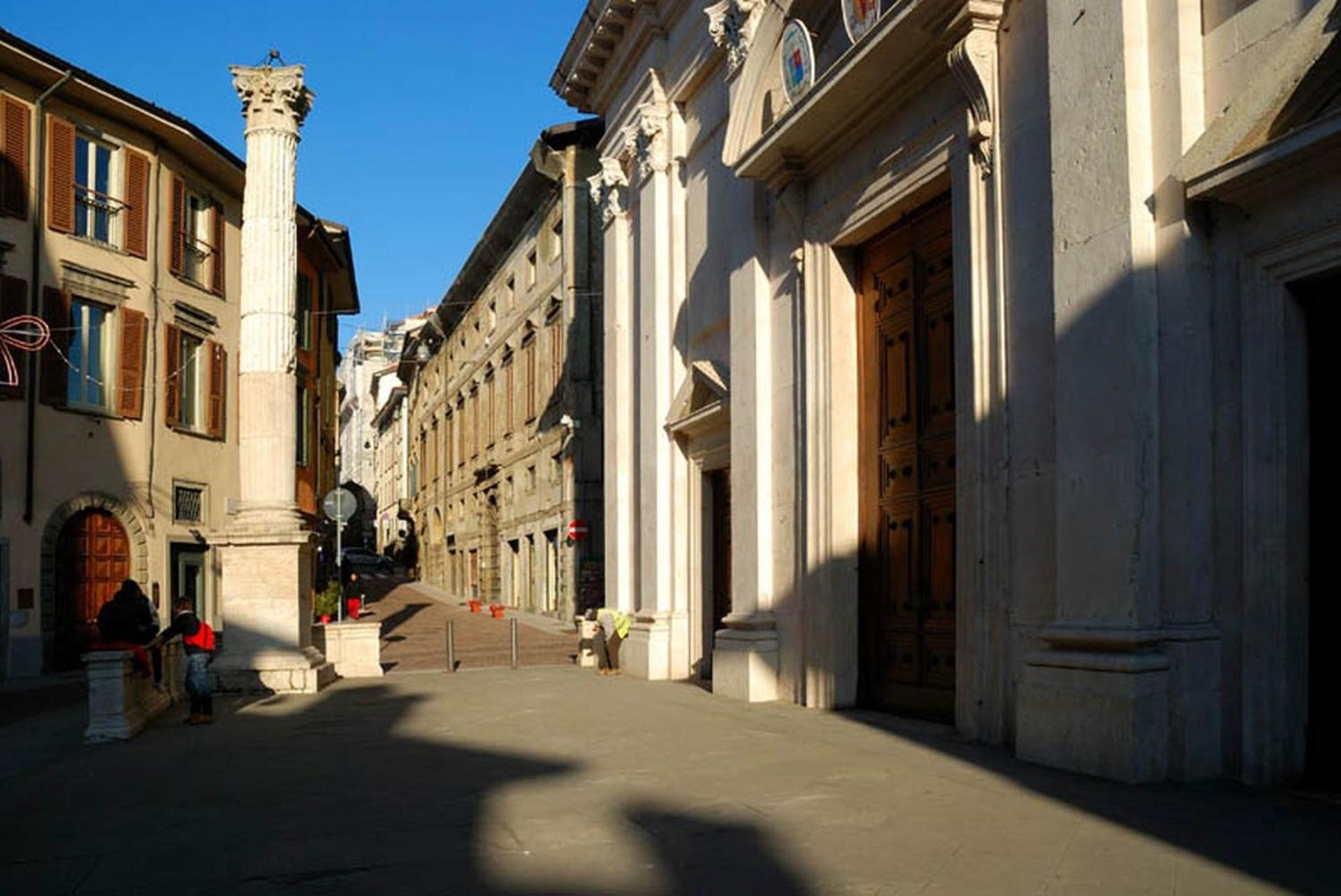 Magic Place Bergamo! Relax Apartment With Terrace In The Heart Of The City Екстер'єр фото
