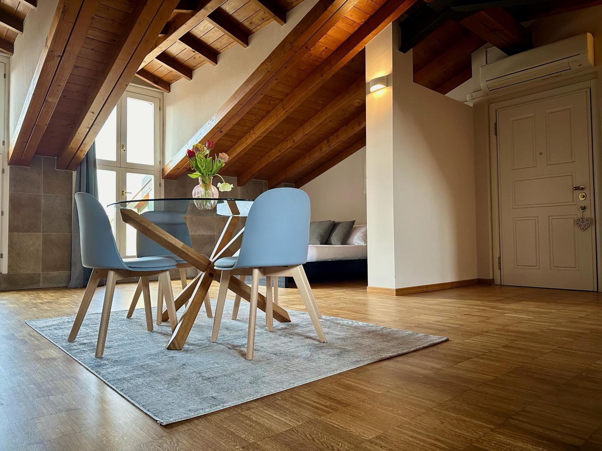 Magic Place Bergamo! Relax Apartment With Terrace In The Heart Of The City Екстер'єр фото