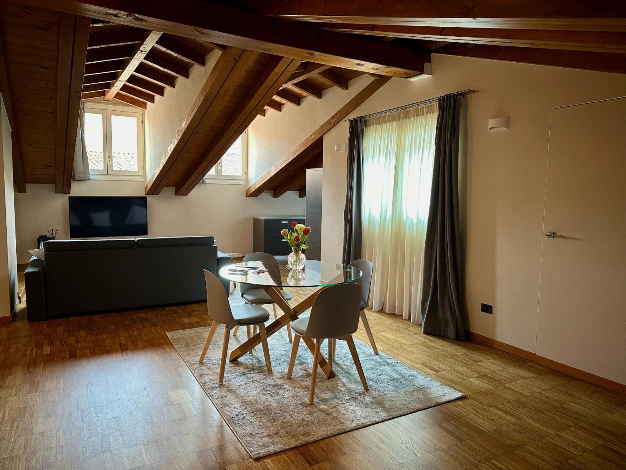 Magic Place Bergamo! Relax Apartment With Terrace In The Heart Of The City Екстер'єр фото